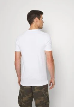 Pier One 7 Pack - T-Shirt Basic - White -Pier One Verkoop 06de93fe02e54e4393a57063dcac320c