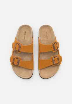 Pier One Leather Unisex - Pantoffels - Cognac 9 Pier One Leather Unisex - Pantoffels - Cognac -Pier One Verkoop 0a90b3f5ba3a4e3880ec5567c19f8d23