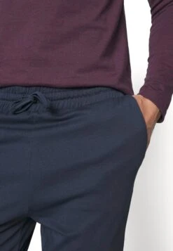 Pier One Pyjama -Dark Blue/Bordeaux 11 Pier One Pyjama -Dark Blue/Bordeaux -Pier One Verkoop 13926a0a590f47d8a76746add2fcfa92