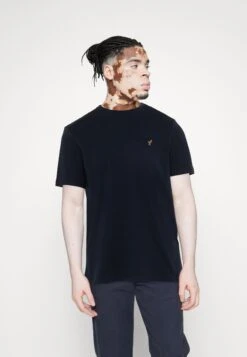 Pier One 3 Pack - T-Shirt Basic - White/Dark Blue/Blue 11 Pier One 3 Pack - T-Shirt Basic - White/Dark Blue/Blue -Pier One Verkoop 158e2e984b324bc482ac7480478efe4d