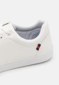 Pier One Unisex - Sneakers Laag - White -Pier One Verkoop 1e08045fec014ab382da64da74b462a7