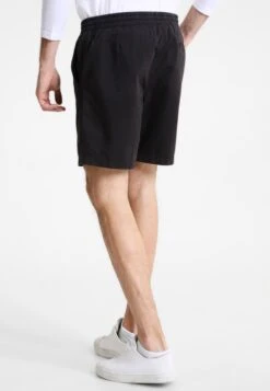 Pier One Shorts - Black 8 Pier One Shorts - Black -Pier One Verkoop 24c0f72b6cbd4911b046432e152515f3