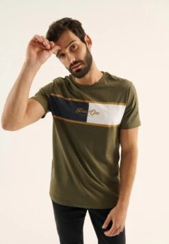 Pier One T-Shirt Print - Olive 11 Pier One T-Shirt Print - Olive -Pier One Verkoop 278a926a56ad48acac192ff4bf9a75a3