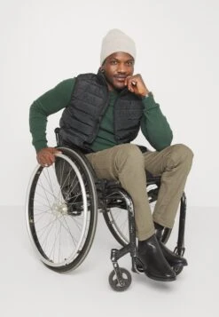 Pier One Bodywarmer - Black 17 Pier One Bodywarmer - Black -Pier One Verkoop 336bb9182f0a4a37bec68dd5919004c6