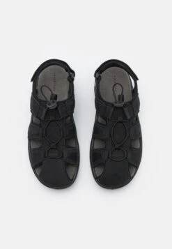 Pier One Leather - Outdoorsandalen - Black -Pier One Verkoop 348ad4d4a3a548d0b683ff94cec7b0e3