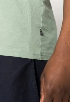 Pier One 3 Pack - Top - Dark Grey / Green / Bordeaux 13 Pier One 3 Pack - Top - Dark Grey / Green / Bordeaux -Pier One Verkoop 369e7c3a7b9a49f4a0239a7a450be8d0