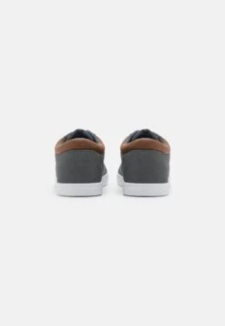 Pier One Unisex - Sneakers Laag - Grey 8 Pier One Unisex - Sneakers Laag - Grey -Pier One Verkoop 4b65cf34cf5e47c0a6efdc07f3d8fa53