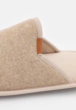 Pier One Pantoffels - Beige 11 Pier One Pantoffels - Beige -Pier One Verkoop 4bb8e183218649be8d160cd154643fa0