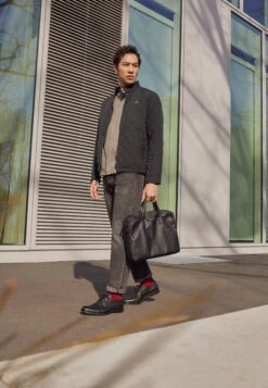 Pier One Leather - Veterschoenen - Black 10 Pier One Leather - Veterschoenen - Black -Pier One Verkoop 6c614df4222a4f3185b9d5cc4267bfb8