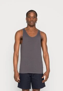 Pier One 3 Pack - Top - Dark Grey / Green / Bordeaux 11 Pier One 3 Pack - Top - Dark Grey / Green / Bordeaux -Pier One Verkoop 7fcffc73844c47c5b3589745f6318c28