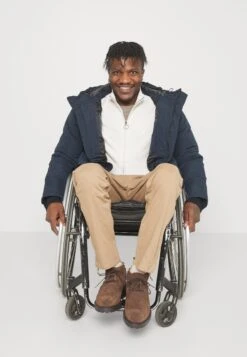 Pier One Vest - Off White 13 Pier One Vest - Off White -Pier One Verkoop 90d97e053d224200bd224084b6e217cc