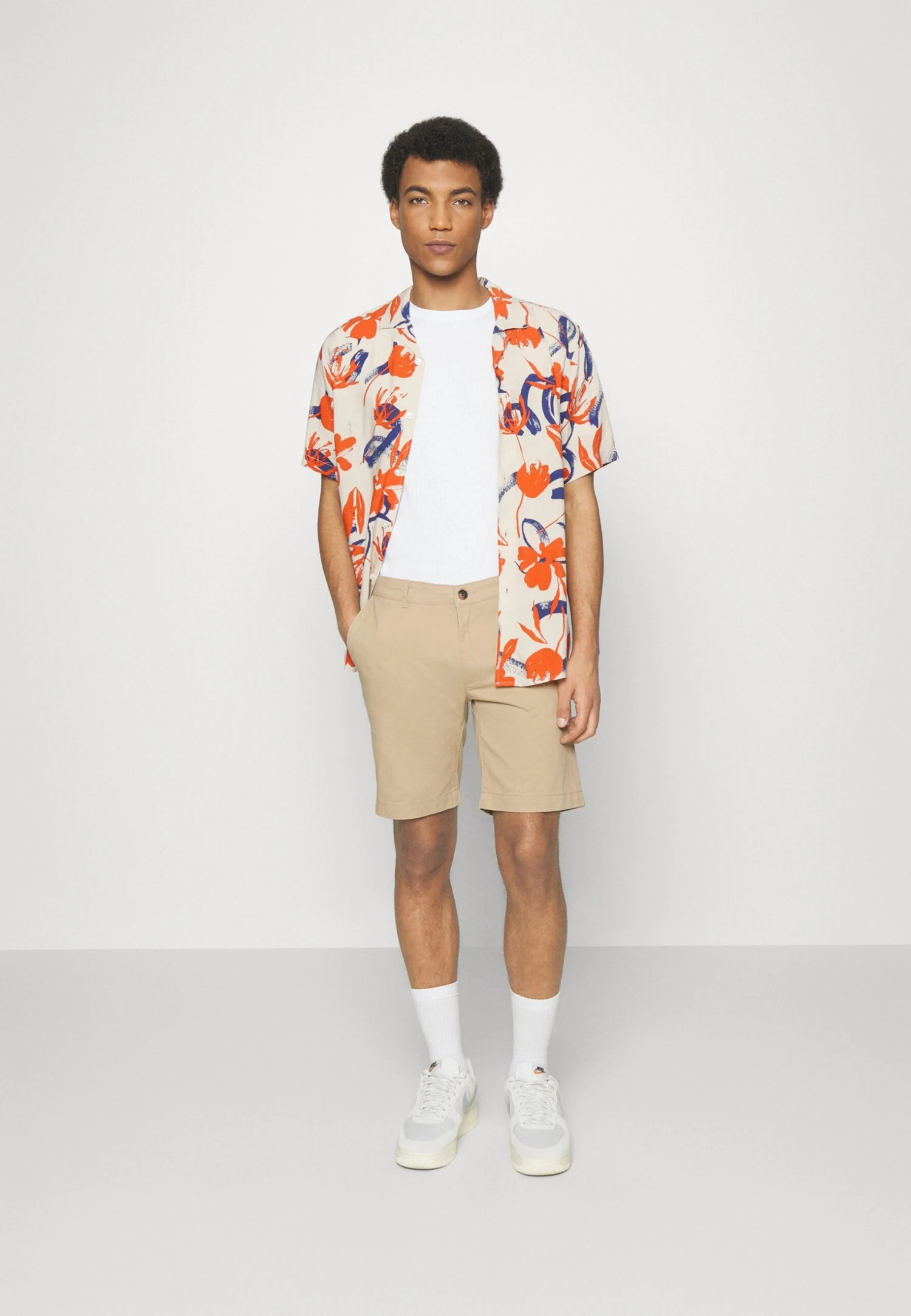 Pier One 2 Pack - Shorts - Tan/Black 1 Pier One 2 Pack - Shorts - Tan/Black