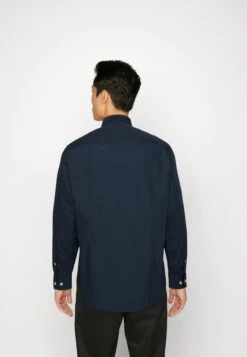 Pier One 3 Pack - Zakelijk Overhemd - White/Light Blue/Dark Blue 9 Pier One 3 Pack - Zakelijk Overhemd - White/Light Blue/Dark Blue -Pier One Verkoop 9c5bc8c34ea0415fb949ca66c8b6f9f0