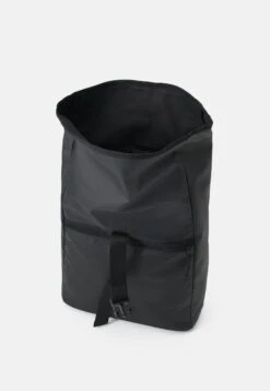 Pier One Tarpaulin Water Repellent Unisex - Rugzak - Black -Pier One Verkoop b496b4c13f874365838f471496f42273