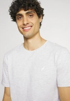 Pier One 5 Pack - T-Shirt Basic - Light Grey - 101_White - 001_Green - 602 -Pier One Verkoop bfc88b4fb0af436ea6df397e7b3e9a49