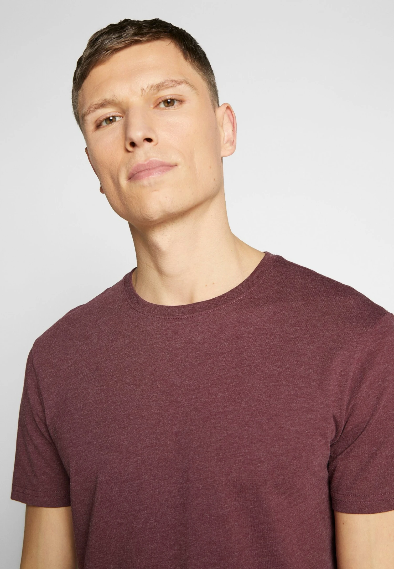 Pier One 3 Pack - T-Shirt Basic - Mottled Bordeaux/White/Blue 5 Pier One 3 Pack - T-Shirt Basic - Mottled Bordeaux/White/Blue - Afbeelding 5