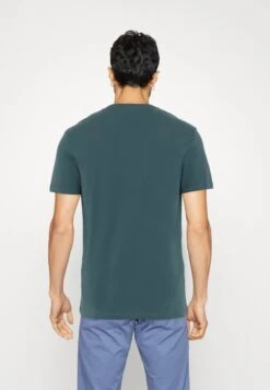 Pier One 5 Pack - T-Shirt Basic - White/Off-White/Lilac -Pier One Verkoop fb9e5f19fa1d4182b7db953af443e00b