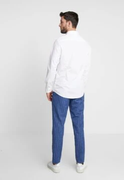 Pier One 2 Pack - Zakelijk Overhemd - White 8 Pier One 2 Pack - Zakelijk Overhemd - White -Pier One Verkoop fe3882eaf28b48838ea76cbb4b0ad904